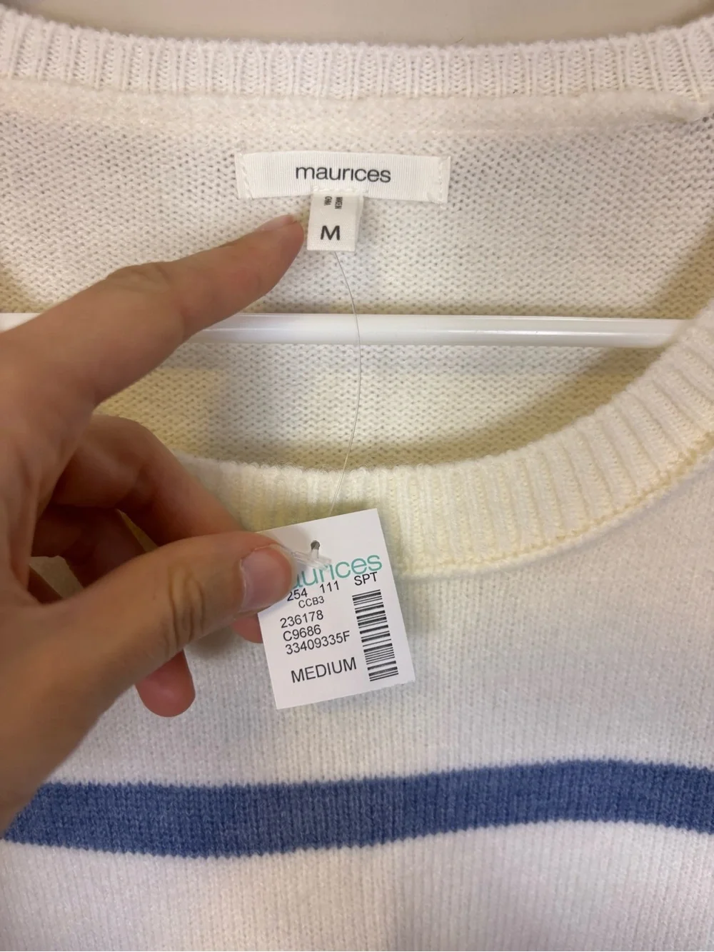 Maurices White & Blue Striped Crewneck Pullover Sweater Women’s Medium Oversized
